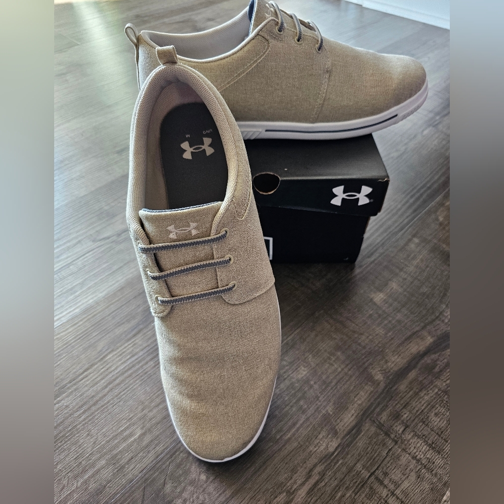 Men's Under Armour shoes 12